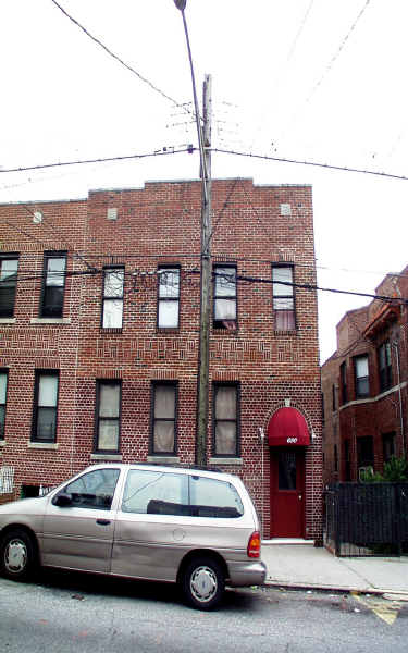 680 E 231st St in Bronx, NY - Building Photo - Building Photo