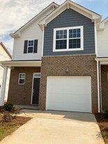 1820 Bluejay Ln in Boiling Springs, SC - Building Photo