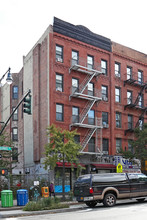 953 Columbus Ave in New York, NY - Building Photo - Building Photo