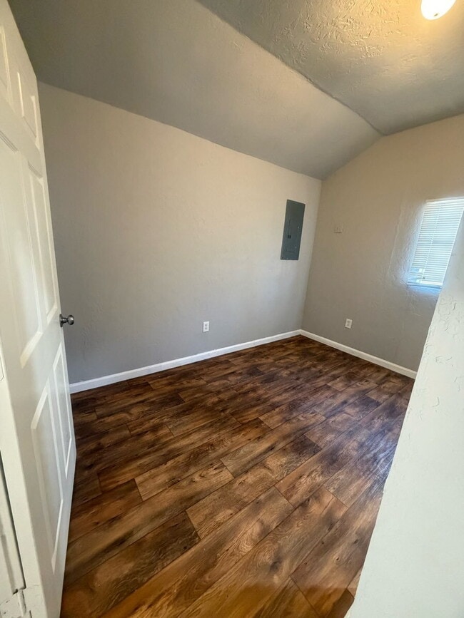 1060 W I-20 Access Rd in Longview, TX - Building Photo - Building Photo