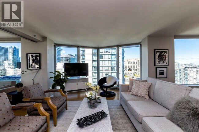 889 Homer St in Vancouver, BC - Building Photo - Building Photo