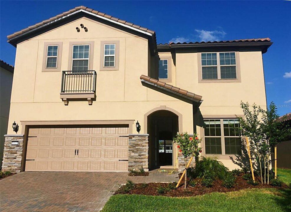 11625 Meadow Grove Cir in Orlando, FL - Building Photo