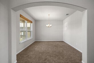5636 Sacco St in Round Rock, TX - Building Photo - Building Photo