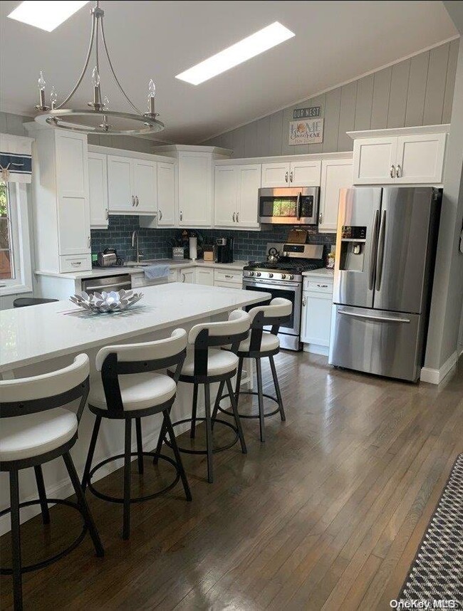19 Champlain Walk in Ocean Beach, NY - Building Photo - Building Photo