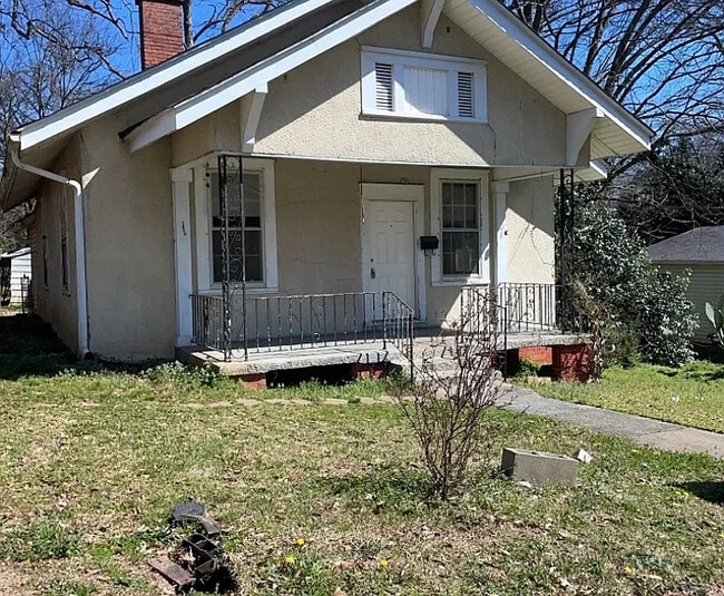 property at 119 Jackson St