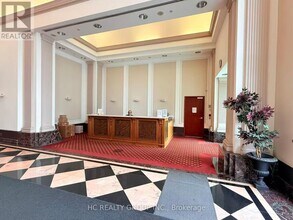 11 Lee Centre Dr in Toronto, ON - Building Photo - Building Photo