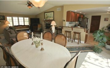 2255 Engle Rd in Fallston, MD - Foto de edificio - Building Photo