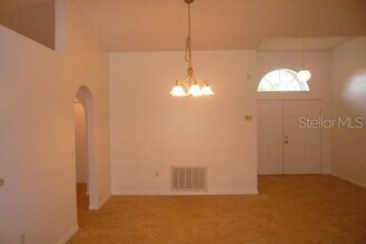 5055 Fiske Cir in Orlando, FL - Building Photo - Building Photo