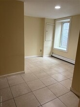 1702 Aladdin Ave in New Hyde Park, NY - Building Photo - Building Photo