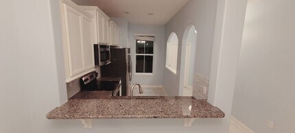 108 Phillip Scott Dr in Daytona Beach, FL - Building Photo - Building Photo
