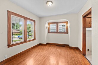 180 Eldred Ave in Toledo, OH - Building Photo - Building Photo