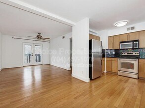 227 N Dotger Ave in Charlotte, NC - Building Photo - Building Photo