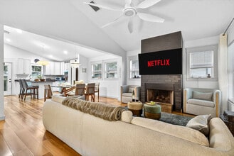 305 W Haya St in Tampa, FL - Building Photo - Building Photo