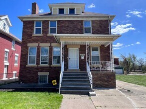 216 Holbrook Ave in Detroit, MI - Building Photo - Building Photo