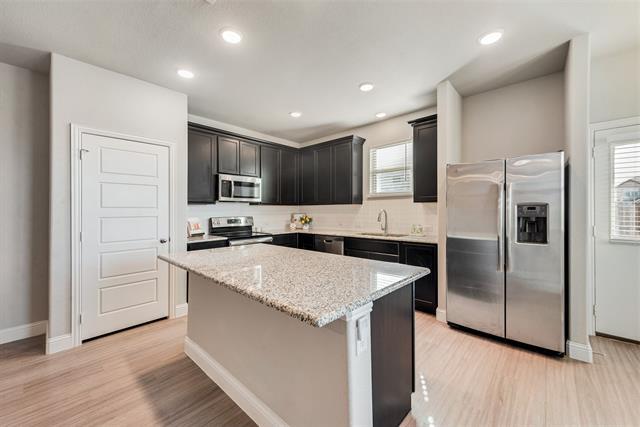 property at 4929 Sanger Cir Dr