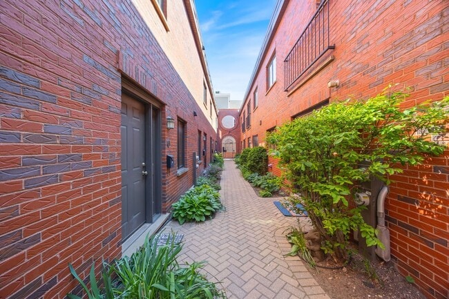 1720 N Orchard St in Chicago, IL - Building Photo - Building Photo