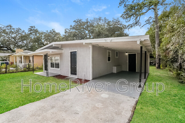 6210 N 37th St in Tampa, FL - Building Photo - Building Photo