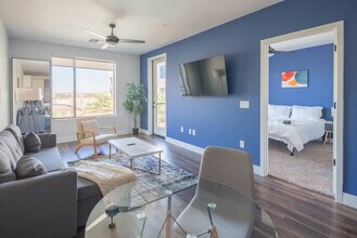 701 W Rio Salado Pkwy in Tempe, AZ - Building Photo - Building Photo