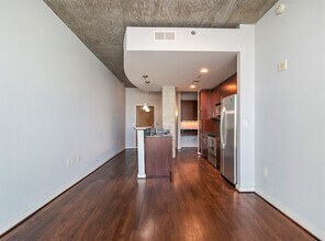 361 17th Street, Unit 806 in Atlanta, GA - Building Photo - Building Photo