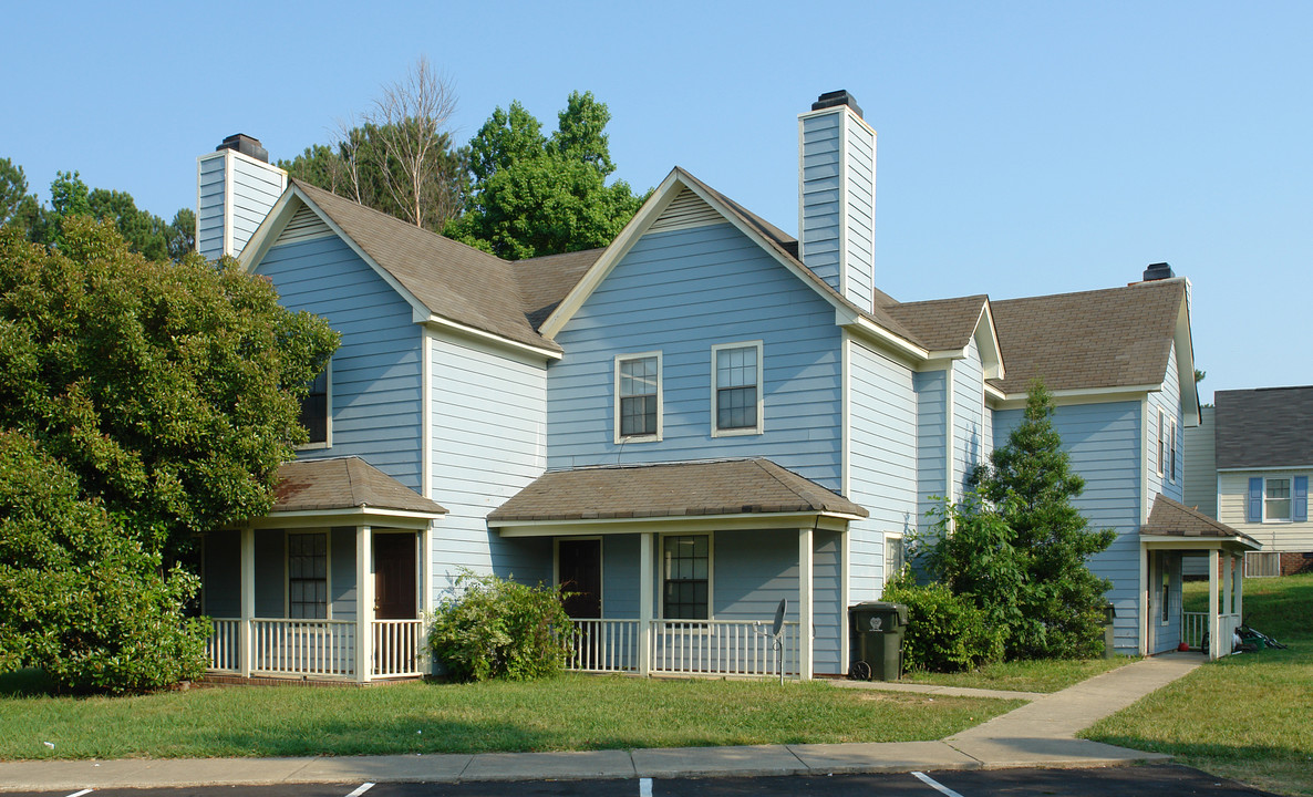 4305 Presley Ct in Raleigh, NC - Building Photo