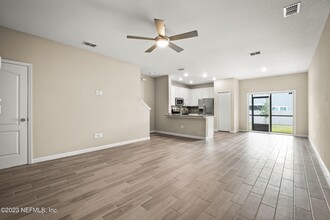 2566 Sandy Dune Dr in Jacksonville, FL - Building Photo - Building Photo