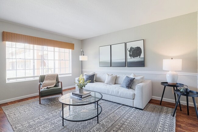 property at 6263 Westheimer Rd