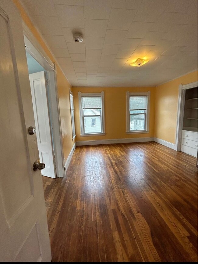 32 Dix St, Unit 3 bedroom