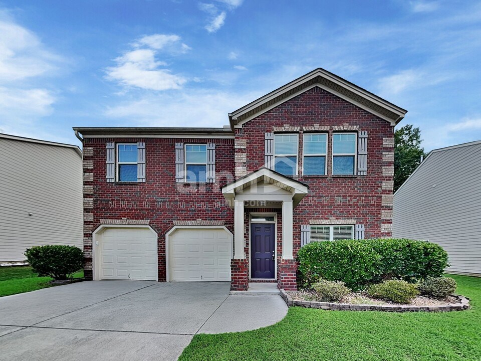 2311 Foxy Dr in Bethlehem, GA - Foto de edificio