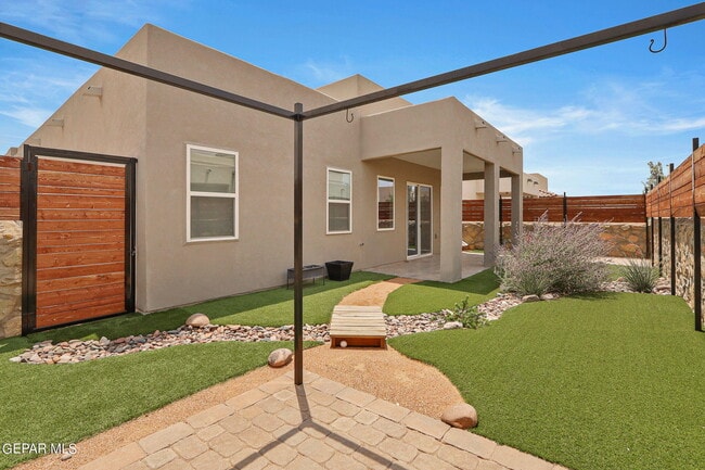 12365 Desert Dove Ave in El Paso, TX - Building Photo - Building Photo