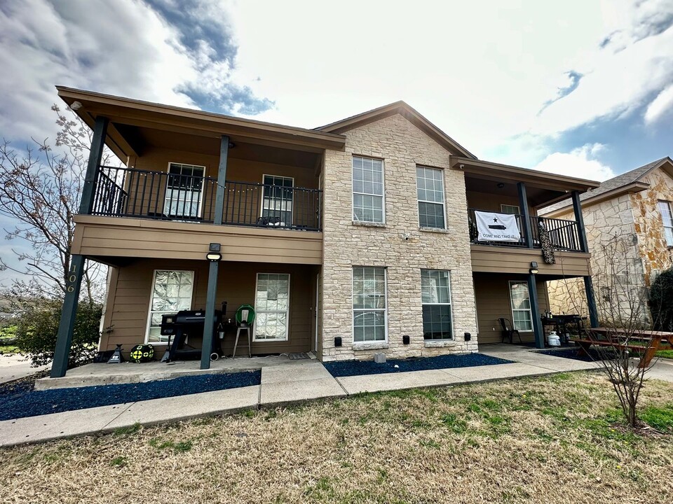 106 Overture Ct in Waco, TX - Building Photo