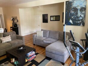 853 S 15th St-Unit -1 in Newark, NJ - Building Photo - Building Photo