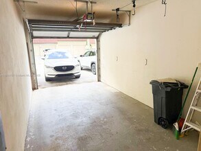 12 Lexington Ln E, Unit c in Palm Beach Gardens, FL - Building Photo - Building Photo
