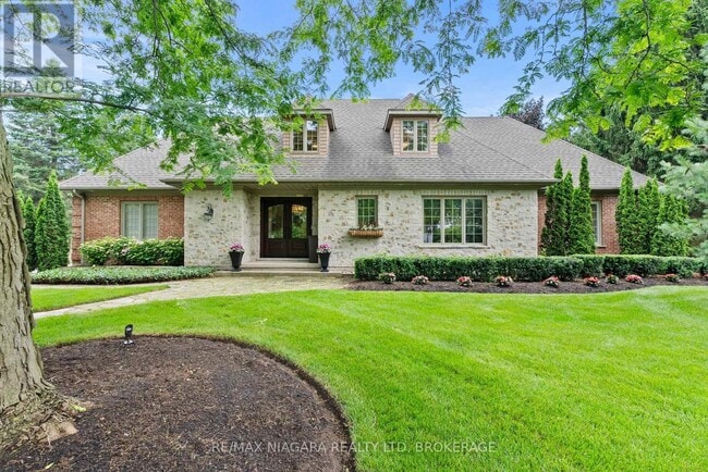 property at 14690 Niagara River Pkwy