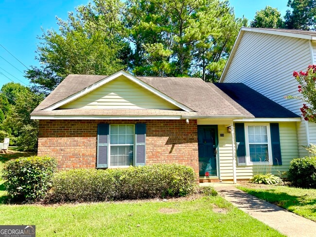 property at 216 Sheraton Ct