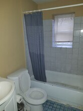 1137 S Mole St in Philadelphia, PA - Building Photo - Building Photo
