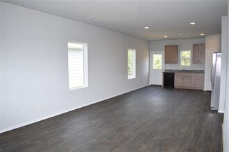 5404 Lomasso Dr in Austin, TX - Building Photo - Building Photo