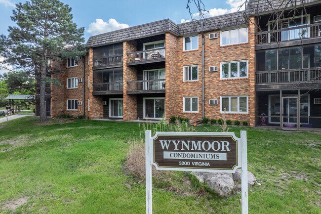 3200 Virginia Ave S in Minneapolis, MN - Building Photo - Building Photo