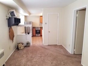 807 W Madison St in Ann Arbor, MI - Foto de edificio - Building Photo