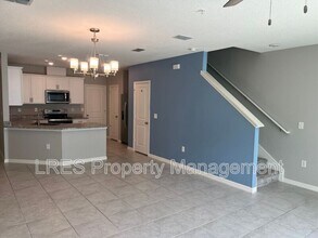 2271 Hollyberry Wy in Sanford, FL - Building Photo - Building Photo