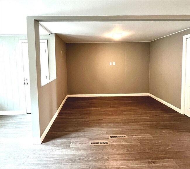 187 Maverick St in Boston, MA - Building Photo - Building Photo