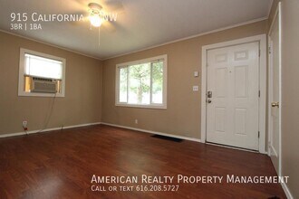 915 California St NW in Grand Rapids, MI - Building Photo - Building Photo