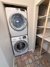 800 N Allen Pl in Seattle, WA - Building Photo - Building Photo