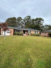 1240 Woodside Dr in Hanahan, SC - Building Photo - Building Photo