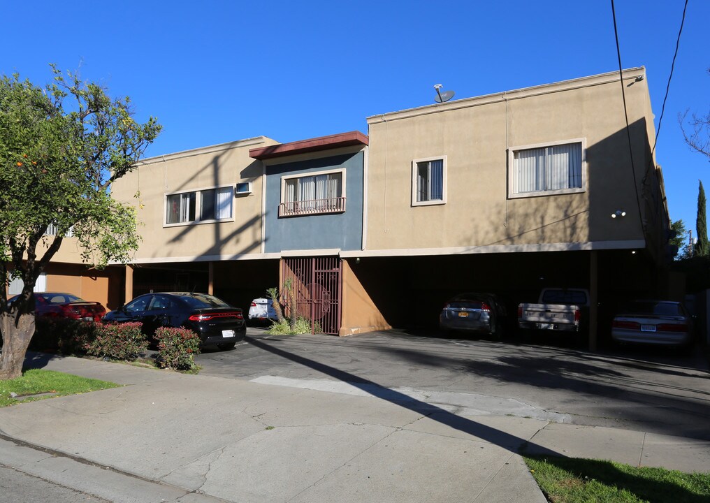 Wedgewood Gardens - No Vacancy in Van Nuys, CA - Building Photo