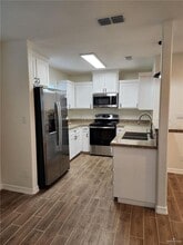 14 E Champion St in Edinburg, TX - Building Photo - Building Photo