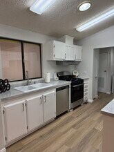 73240 Adobe Springs Dr in Palm Desert, CA - Building Photo - Building Photo