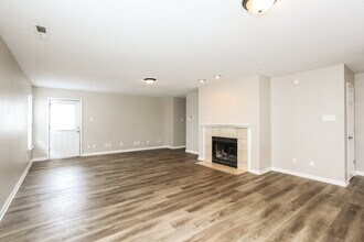 6785 W Stansbury Blvd in McCordsville, IN - Building Photo - Building Photo