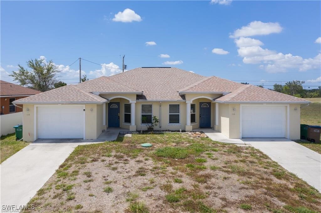 1116 Diplomat Pkwy E in Cape Coral, FL - Building Photo