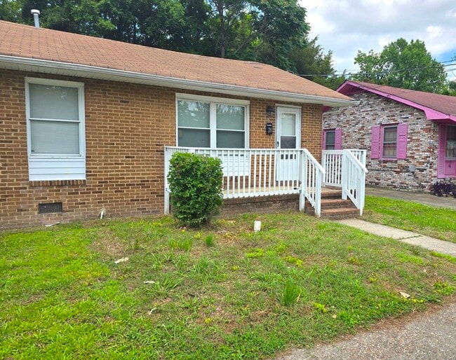 28 Carver Cir in Portsmouth, VA - Building Photo - Building Photo