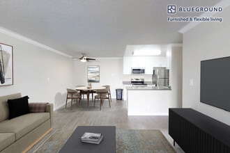 335 Tideway Dr in Alameda, CA - Building Photo - Building Photo